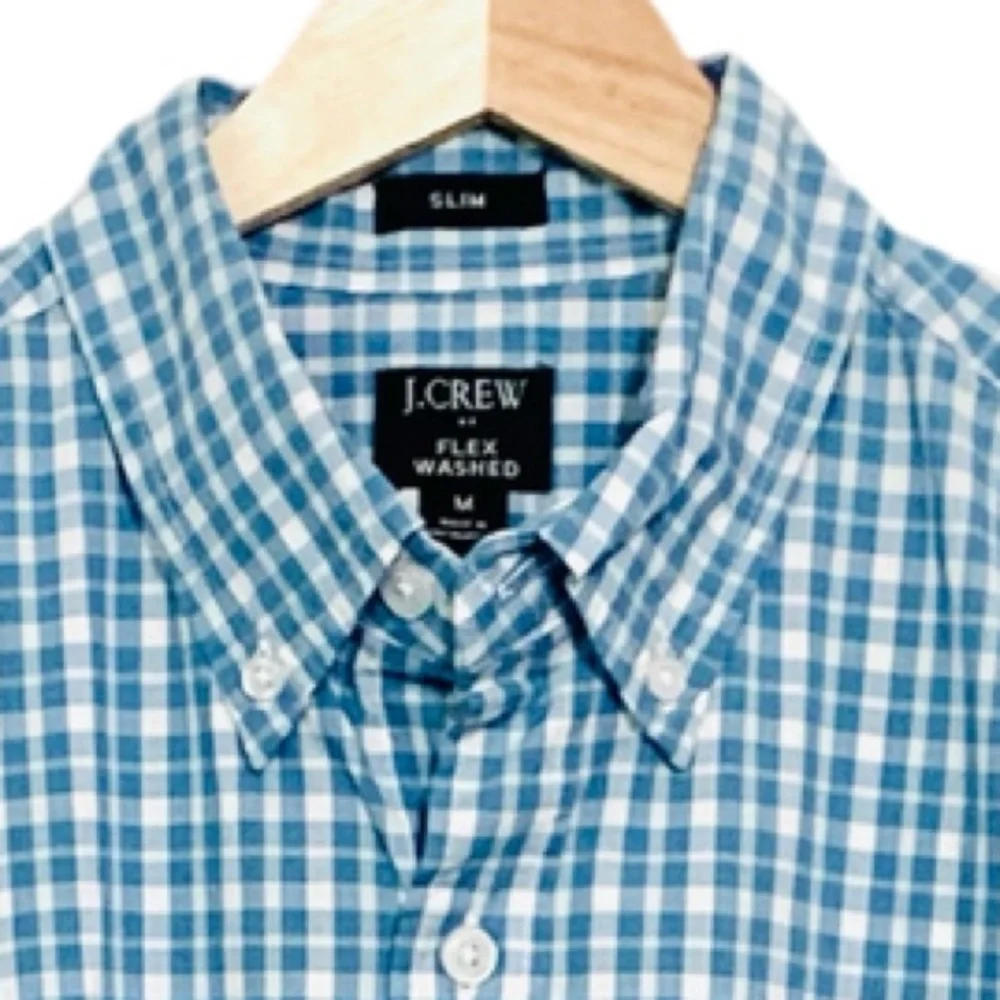 J. Crew Men’s Blue Checked Button Down Flex Washed Size Medium Slim Fit
